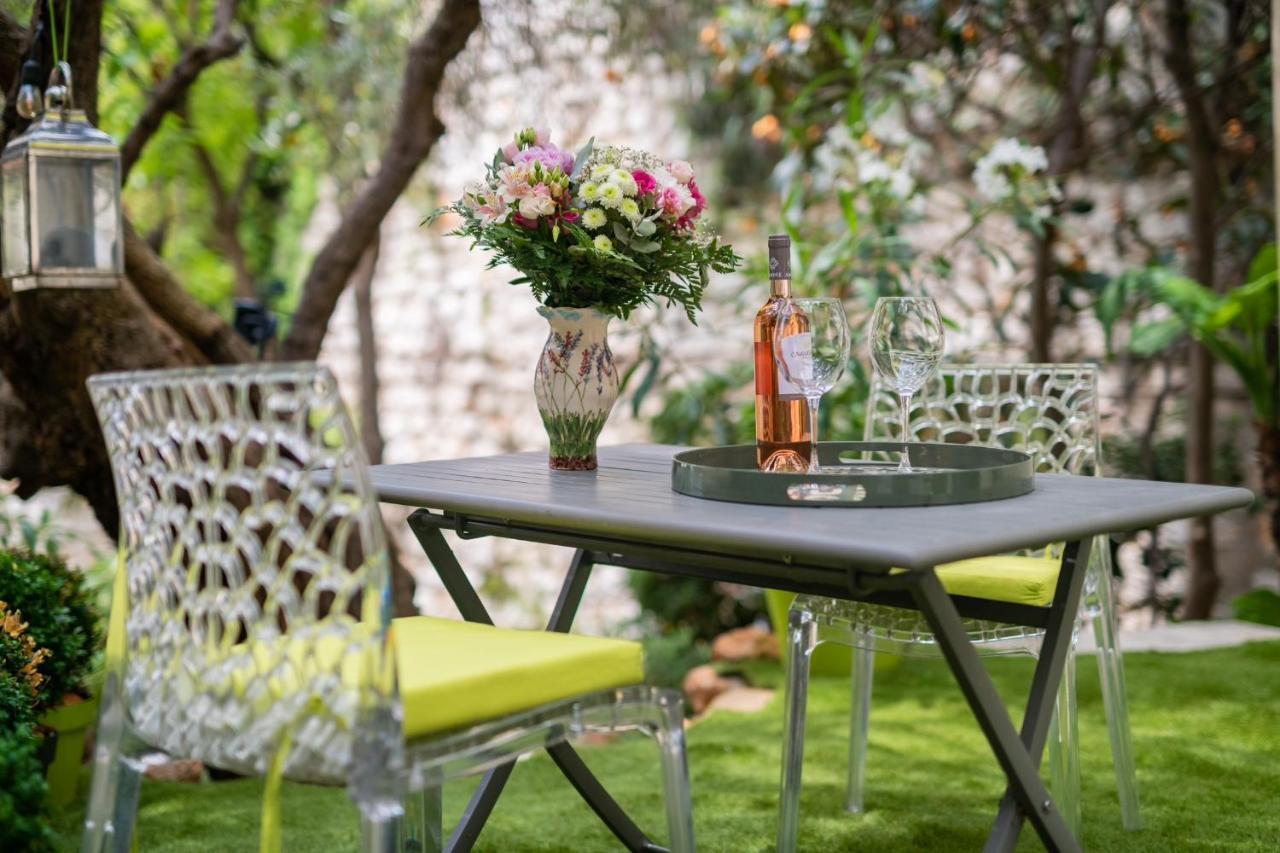 Appartement Lumineux Avec Terrasse Jardin Et Acces Piscine Villefranche-sur-Mer Exteriér fotografie